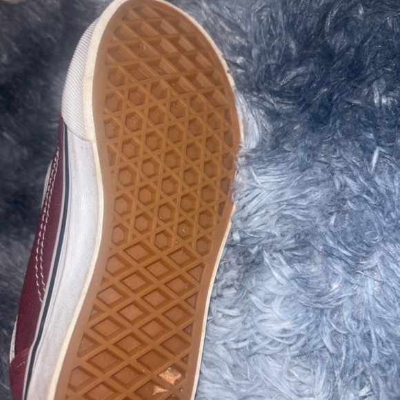 Vans - Picture 3 of 5